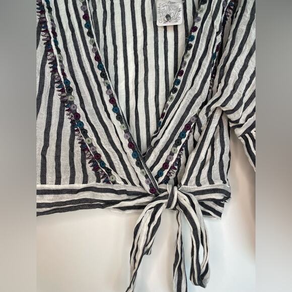 Free People Striped Wrap Top Size Medium NWT - Picture 4 of 9
